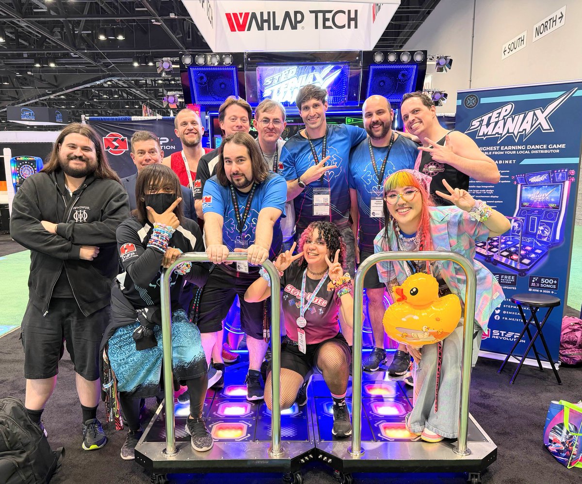 Maiden And The Machine🔜 Anime Boston🔜 KawaiiCon tweet media