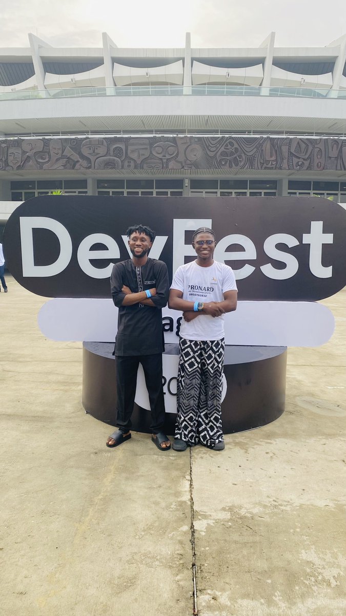 richsongocrazy's tweet image. It’s a wrap today!
Met amazing developers on here😌