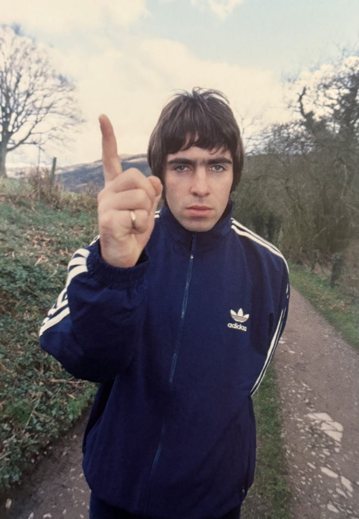 backslideee's tweet image. no mires atrás con rabia wacho