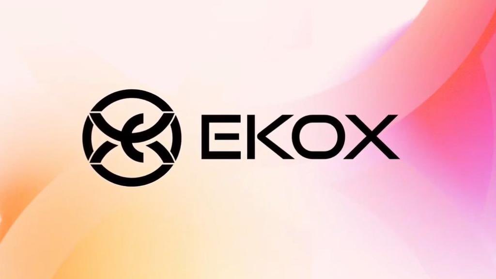 Louisavee's tweet image. One of the most powerful aspects of $EKOX ‘s model is how naturally it compounds , not through hype or inflation, but through alignment.

Here’s the loop in its simplest form:

Stakers earn → stakers strengthen the ecosystem → the ecosystem grows → and the next cycle pays out…