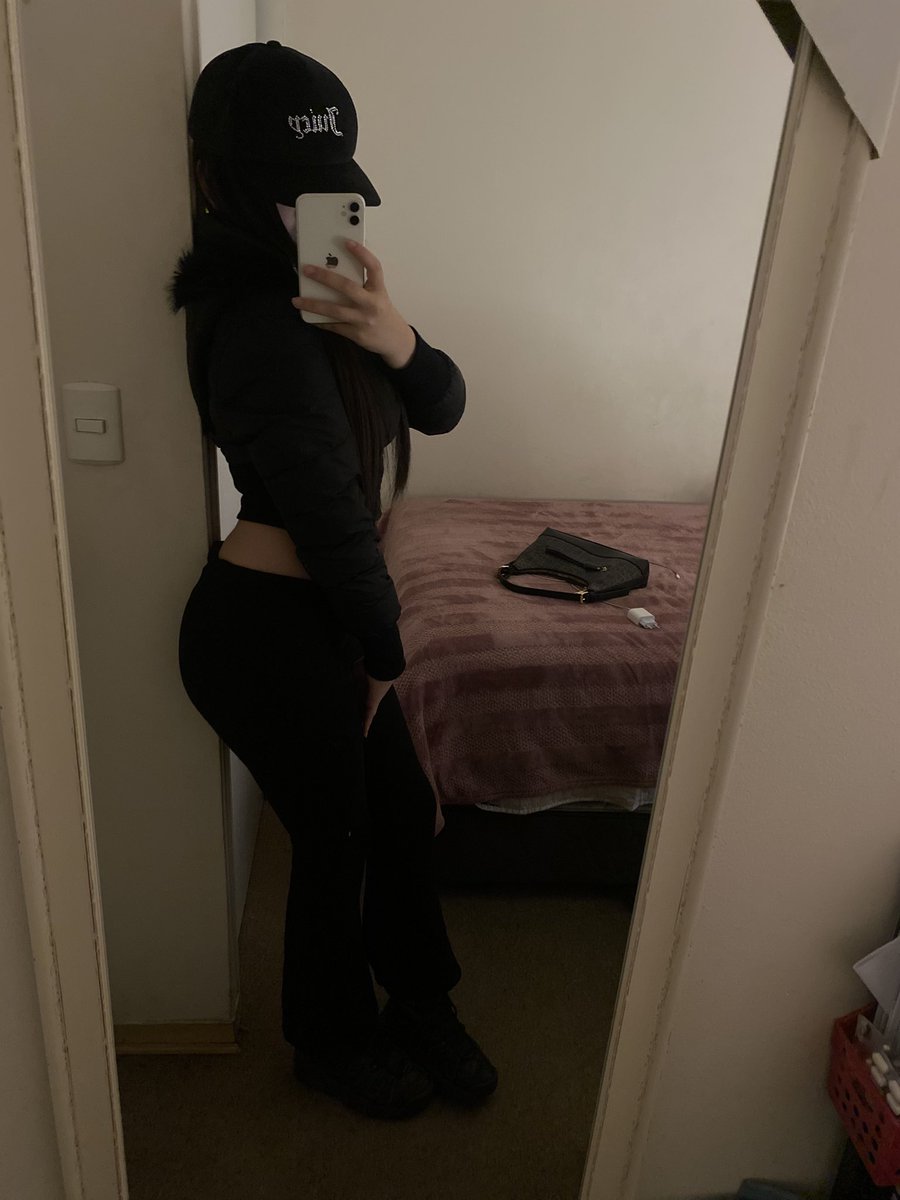 𝓅𝓇𝒾𝓃𝒸𝑒𝓈𝓈 𝑜𝒻 𝑔𝑜𝒹 tweet media