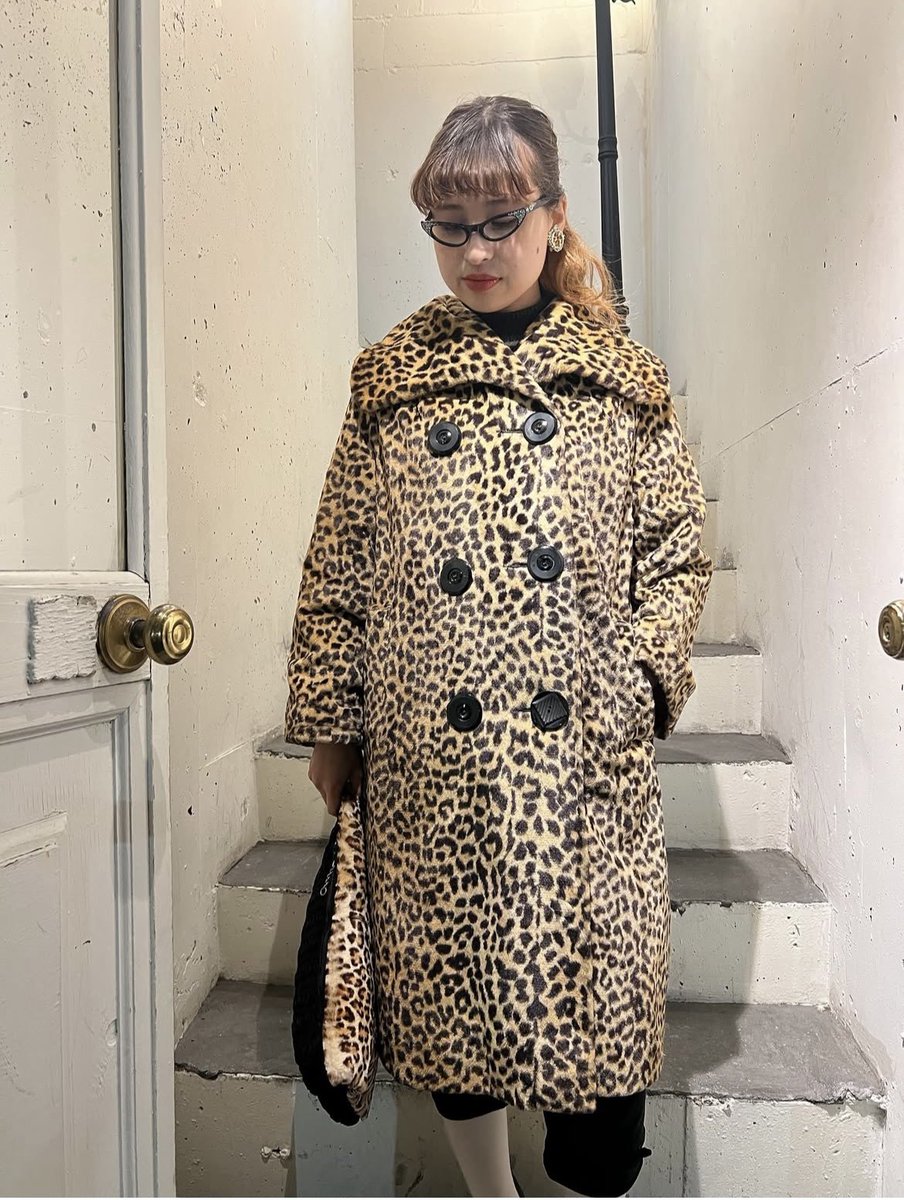 NUTTY_VINTAGE's tweet photo. 🐆vintage leopard coat🐆
【Nov. 22th 2025 new arrival】
▫︎50's Leopard faux fur coat :new!
▫︎50's monotone knit tops :new!
▫︎50's black velvet capri pants :new! https://t.co/GX4NX5Z6Kq