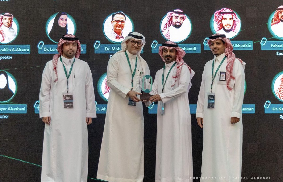 Proud to have participated in the 1st RAPCS #RAPCS_2025 One-to-One MTM coaching session.
It was an inspiring experience to engage with interns and colleagues and contribute to advancing pharmacy practice.
Many thanks to <a href="/iK2NAN/">Mohammed Al Kanan,PharmD,BCPS.</a> <a href="/Aziz_Shamri/">Aziz Alshammari MSc, PMP, LSS</a> <a href="/abdulela7/">عبدالاله الشمري‏‏‏</a>  and <a href="/MohammedAlshen4/">Mohammed Alshennawi</a>  🙏🏻🙏🏻