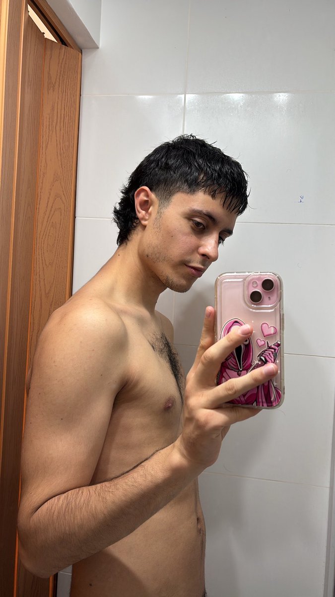 salguergarcia's tweet image. No soy consciente de la suerte que tengo de caminar tranquilo por la calle por parecer heterosexual y ser masculino