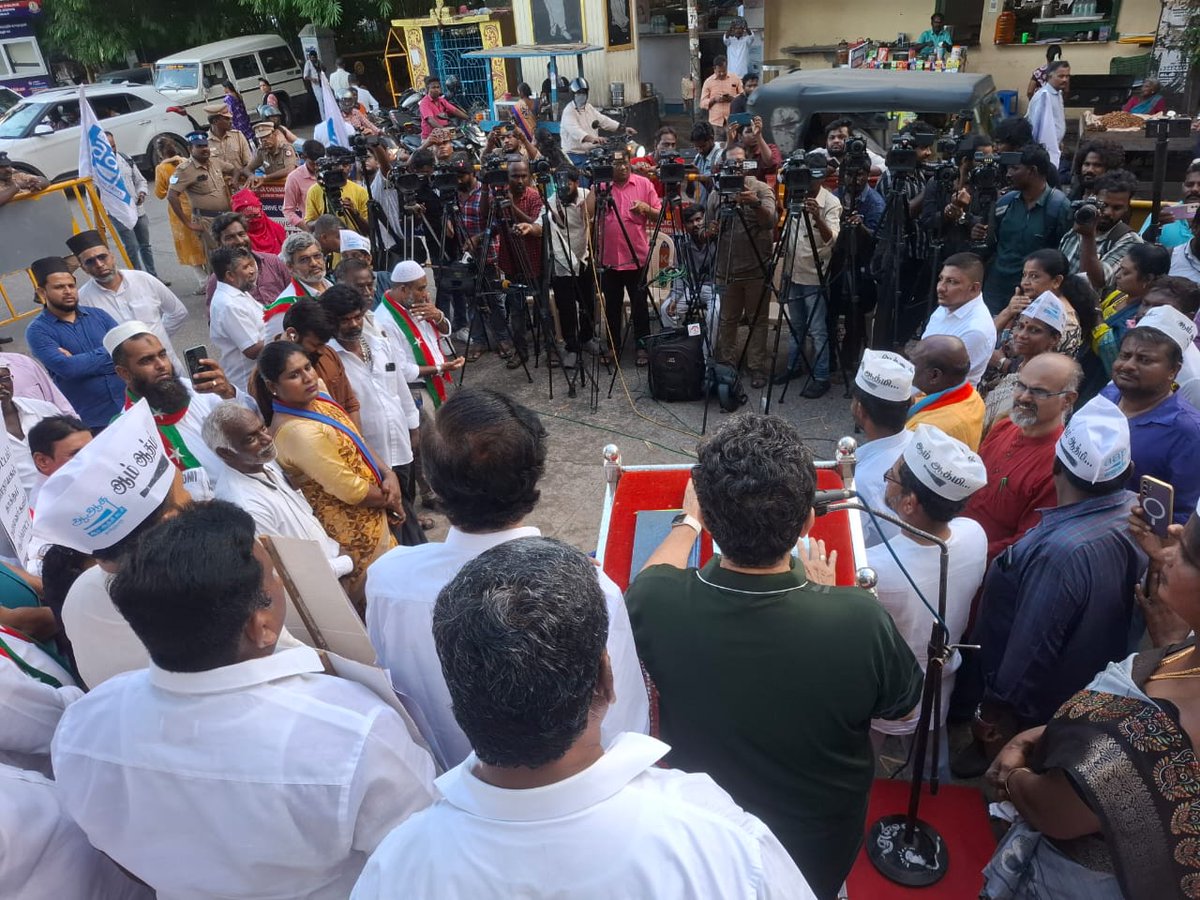 PankajSinghAAP's tweet image. Today, an important protest was organized by the Aam Aadmi Party Tamil Nadu against SIR and in support of the rights and interests of the common people. Leaders from other parties also joined and extended their support to the struggle.
Inqlaab Zindabad!