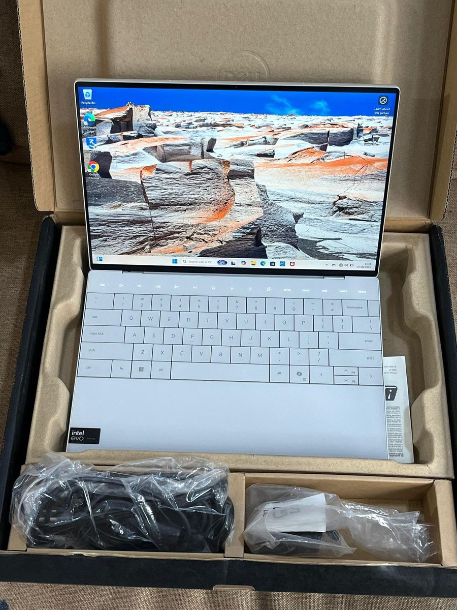 birdabo's tweet image. finally got a windows laptop.

&amp;gt; what should i uninstall first?