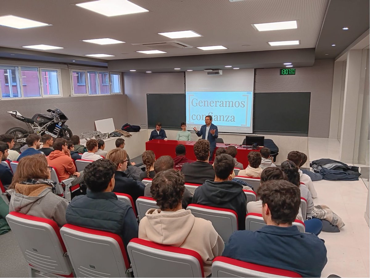 cogitimadrid's tweet image. 🚀 @cogitimadrid  ha ofrecido dos sesiones en la @ETSIDI_UPM para preparar a los futuros ingenieros en la transición académico-laboral.

✅Formación continua
✅Soft skills
✅Soporte colegial con @proempleoing. 

➕info: cogitim.es/noticia/el-cog…

#Ingeniería #empleabilidad #COGITIM