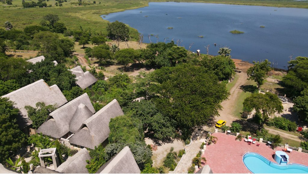 nimipamela0's tweet image. West Nile is ready

 Ready for travellers, ready for investment, ready for recognition. And with @arralodges as the gateway, we are telling the world that this region is not just worth visiting it’s worth celebrating #VisitWestNile