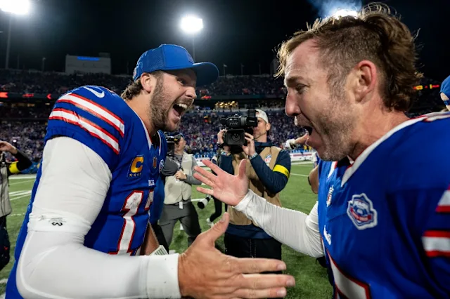 calebbets3's tweet photo. Recap | 11.20:
-0.95u

✅ - Prater u7.5 Kicking Pts | -124
🪝 - Vassell o15.5 Pts | -105 🪶
❌ - Marks o78.5 R+R Yds | -110 🪶

Frustrating 1-2 here with Marks notching just 1 total 4Q yard, on the edge of both. Big NBA Slate ahead