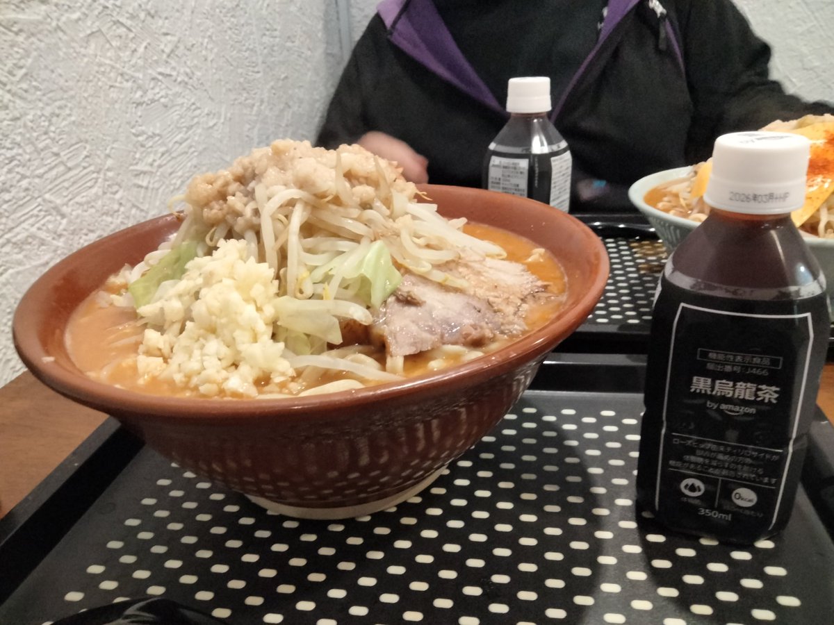 CEFIMA1's tweet photo. 夢を語れ神奈川
限定で味噌があるって事なんで早速行って来ました😁
味噌ラーメ700g、ニンニク・カラメ・アブラ増し👍
#夢を語れ
#夢を語れ神奈川
#ラーメ
#秦野 https://t.co/WywIND4oUX