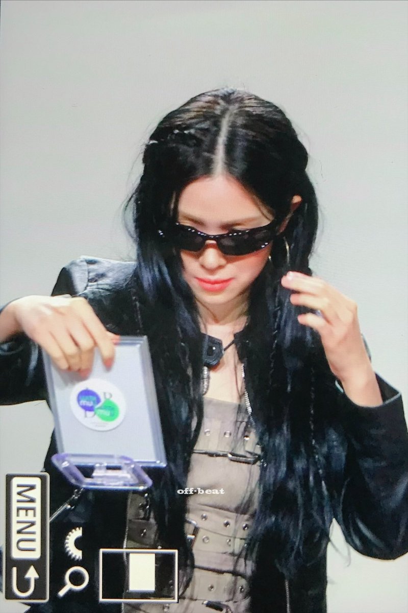 Offbeat_RJ's tweet image. 251121 #ITZY #있지 #RYUJIN #류진 @ITZYofficial