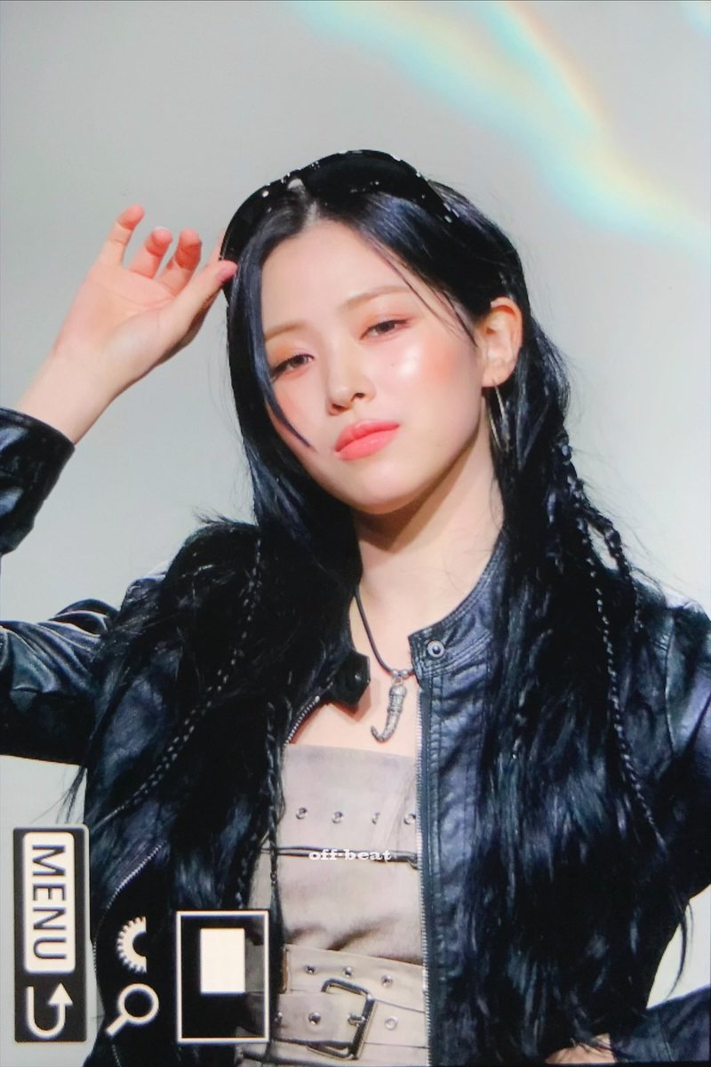 Offbeat_RJ's tweet image. 251121 #ITZY #있지 #RYUJIN #류진 @ITZYofficial