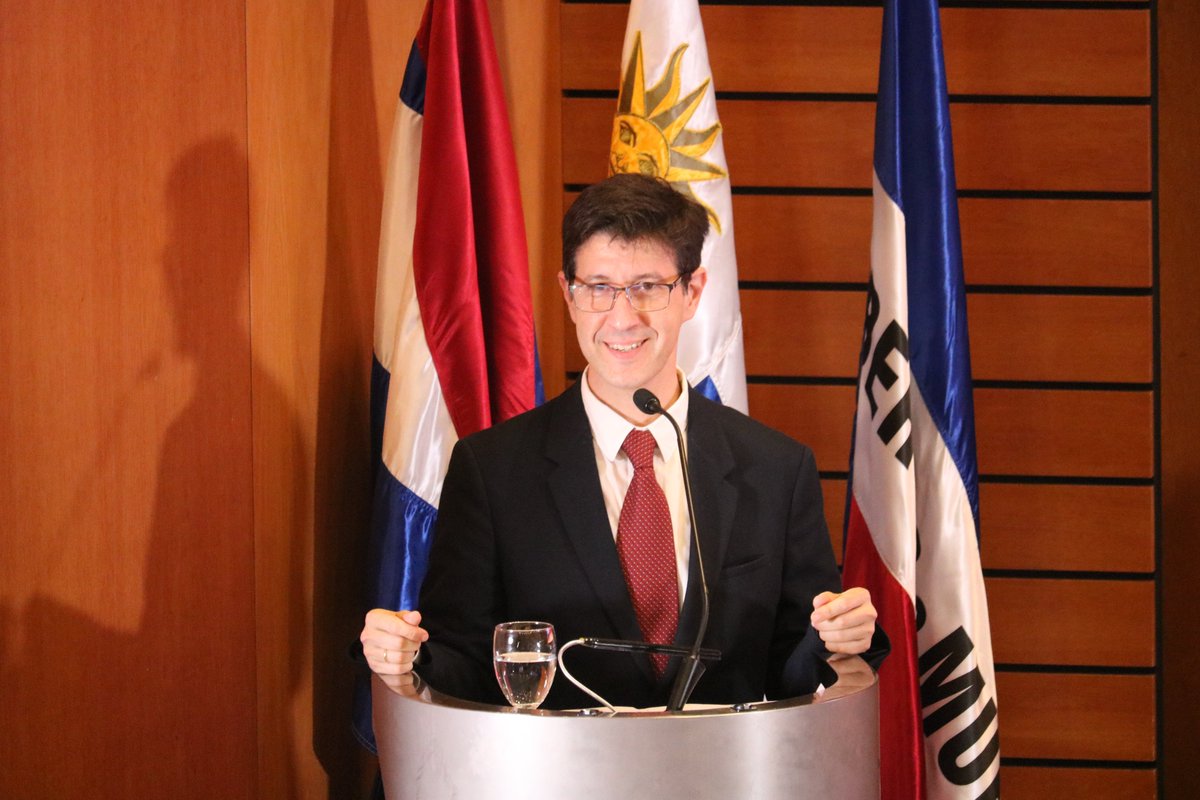 agesic's tweet photo. ▶️ Comenzó el #EventoURCDP

📍 La apertura estuvo a cargo de Federico Monteverde, presidente del Consejo Ejecutivo de la URCDP; Felipe Rotondo, miembro de este Consejo; y Daniel Mordecki, director ejecutivo de Agesic. https://t.co/xY3QSWINTc