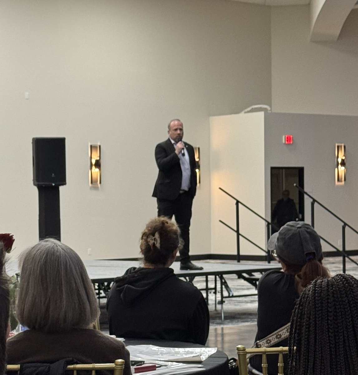 What a great evening last night listening to and meeting people who want to make impactful changes across Washington state. Thank you all. 

<a href="/ScottPresler/">ThePersistence</a> 
<a href="/BrandiKruse/">Brandi Kruse</a> 
<a href="/JimWalshLD19/">Jim Walsh</a> 
<a href="/thehoffather/">Ari Hoffman 🎗</a> 
<a href="/WAGOP/">Washington State GOP</a> 
<a href="/1BethDutton/">Beth Dutton</a> 
<a href="/letsgowa/">Let's Go Washington</a>