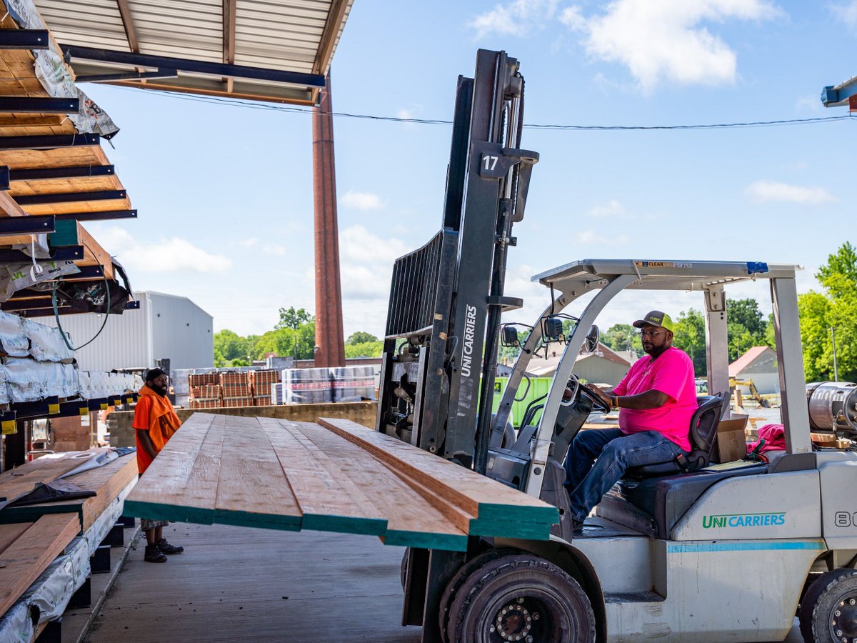 Scenes from the lumberyard with the crew that keeps things moving.