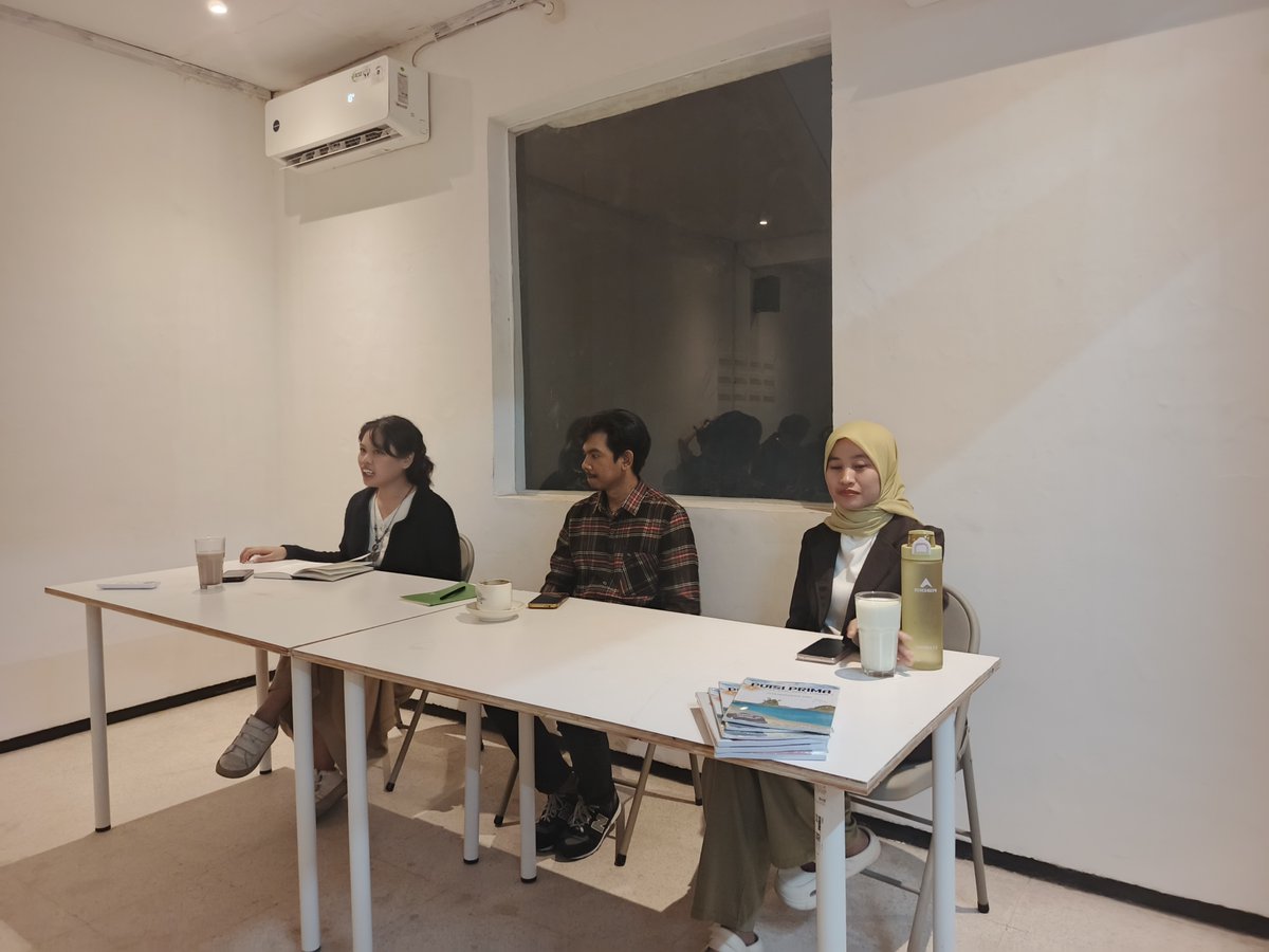 Di Jawa Timur, kami berdiskusi dan Berikrar tentang Masa Depan Iklim dan bagaimana kita yang rentan di hadapan cuaca yang renta. Krisis Iklim telah membuat kelompok rentan semakin menderita dan hingga kini tak ada solusi nyata yang lahir dari negosiasi iklim PBB (COP 30)