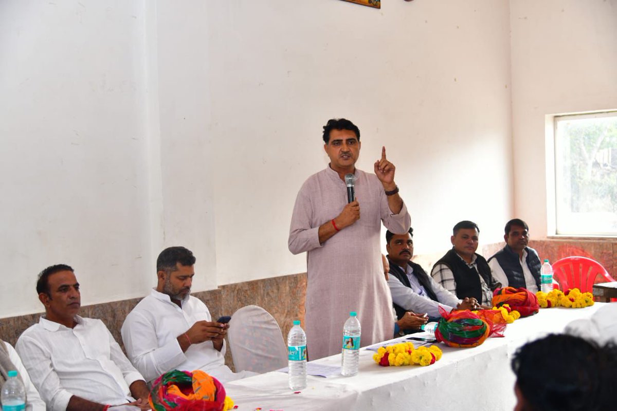 AshokChandnaINC's tweet image. हिंडोली नैनवां में बीएलए की बैठक l