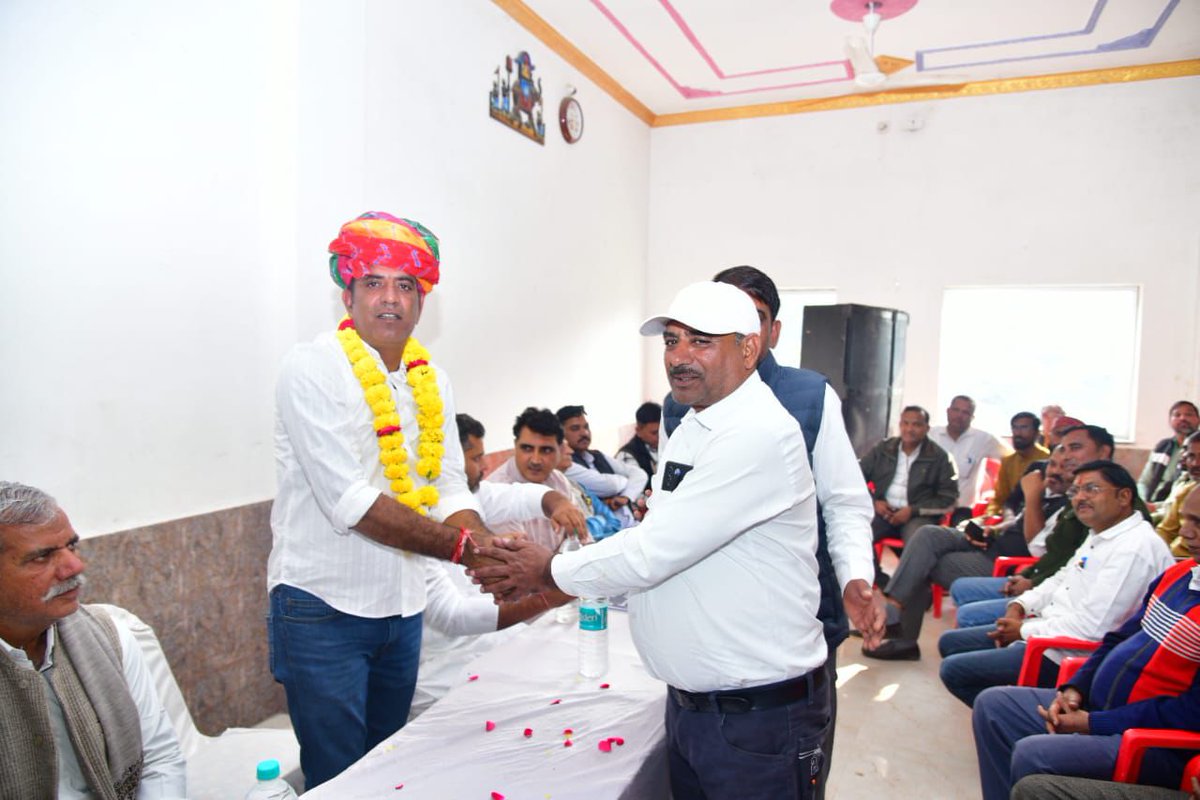 AshokChandnaINC's tweet image. हिंडोली नैनवां में बीएलए की बैठक l