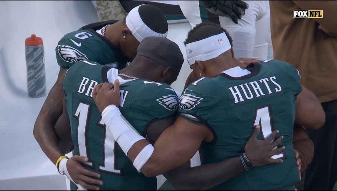 bcuzifeellikeit's tweet image. 