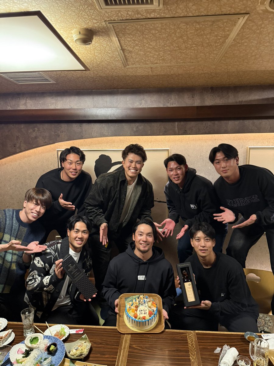 同期会⚾️
ひろみ沢村賞おめでとう！！！！！