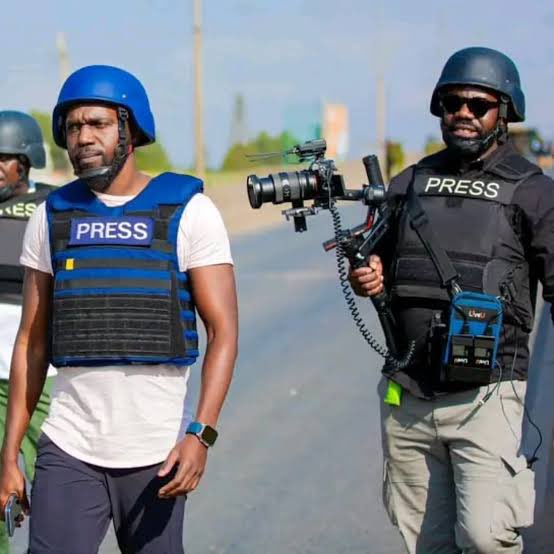 Cyancute's tweet image. Repost with respect and courage.🤲