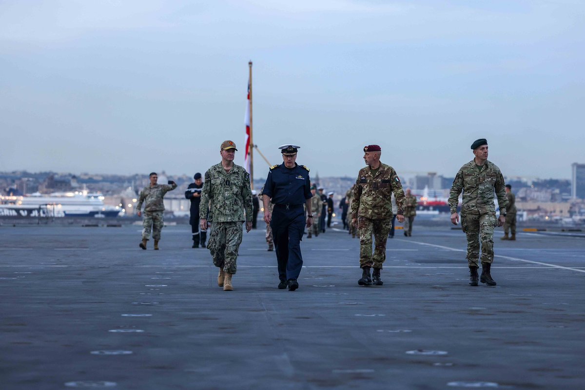 UK Carrier Strike Group tweet media