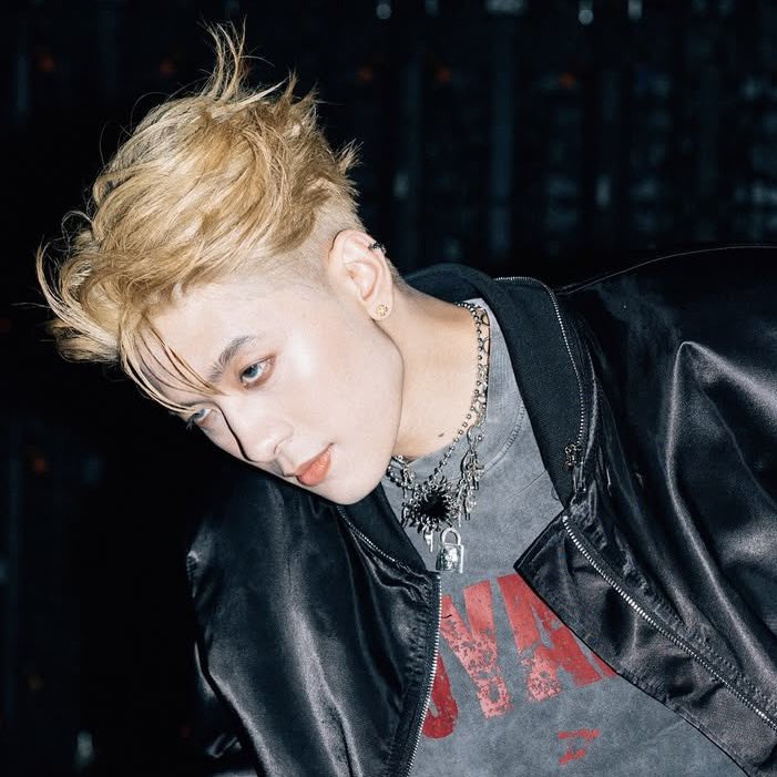 earthXX98's tweet image. คอนมอนเต้อโคนผมยังขาวอยู่เลย แปลว่าพึ่งถ่ายไม่กี่วีคนี้ใช่ไหม 🥹🥹🥹