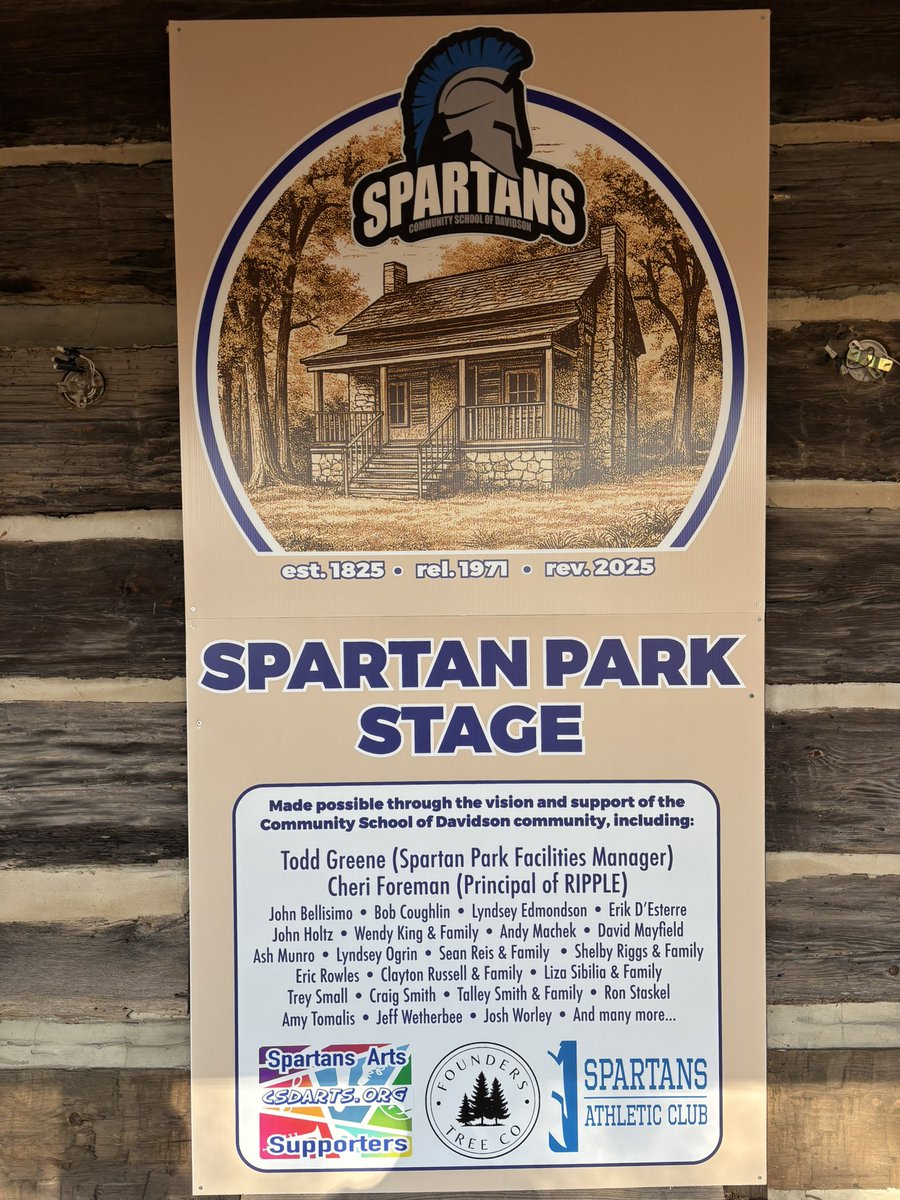CSDCrier's tweet image. Thursday, November 20th was a moment in CSD history with “Spartans Under the Stars”, the first ever performance held at Spartan Park Stage! Held on the porch of the 200 year old cabin in Spartan Park, this showcase included 14 different acts. 

🌟 🌙 🎙️ 

#nced #performingarts