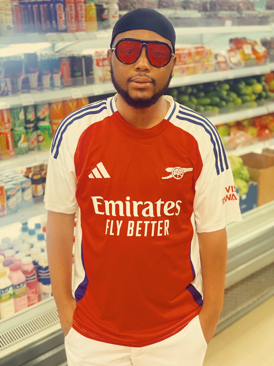 officialberryd's tweet photo. Up Gunner #Arsenalfc #Flybetter https://t.co/ko2aQDSMRJ