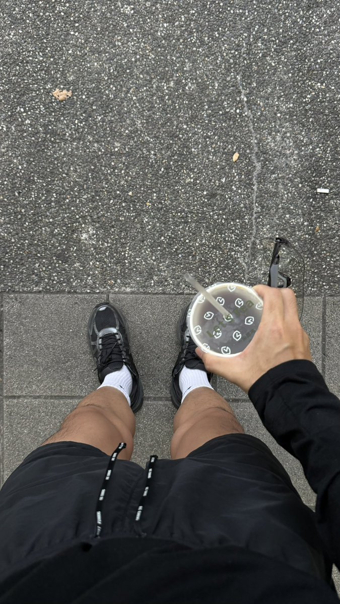 대만도 춥지만 그럴수록 아침 조깅 무조건 4km만. 最近太很冷，更努力早上跑步