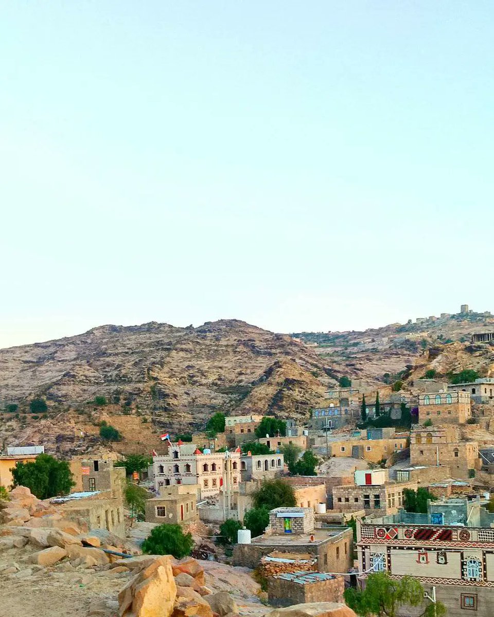 ديرتي ومسقط راس الاب والاجداد يازينها 💙
#الضالع 
#شوامخ_حرير ❤️🫡