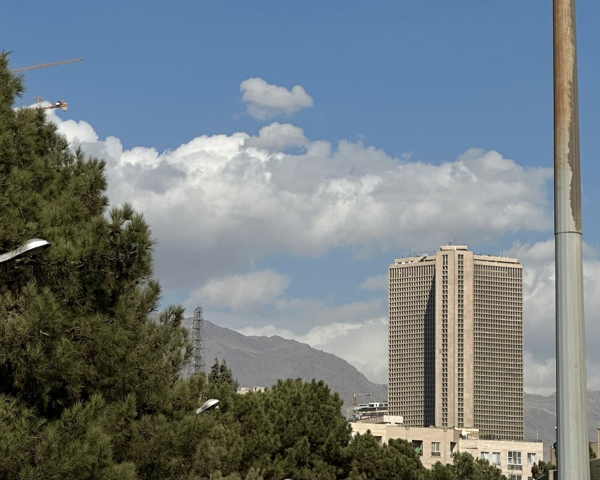 Yas_e_s_'s tweet image. جدول مندلیف: