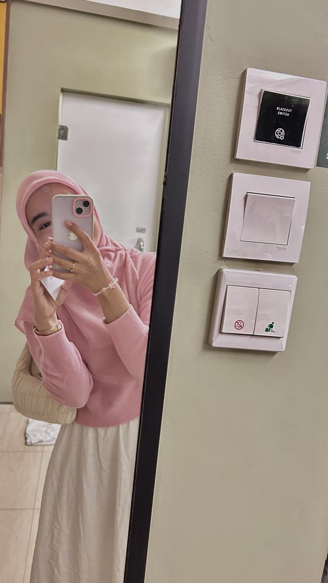 🌛 tweet media