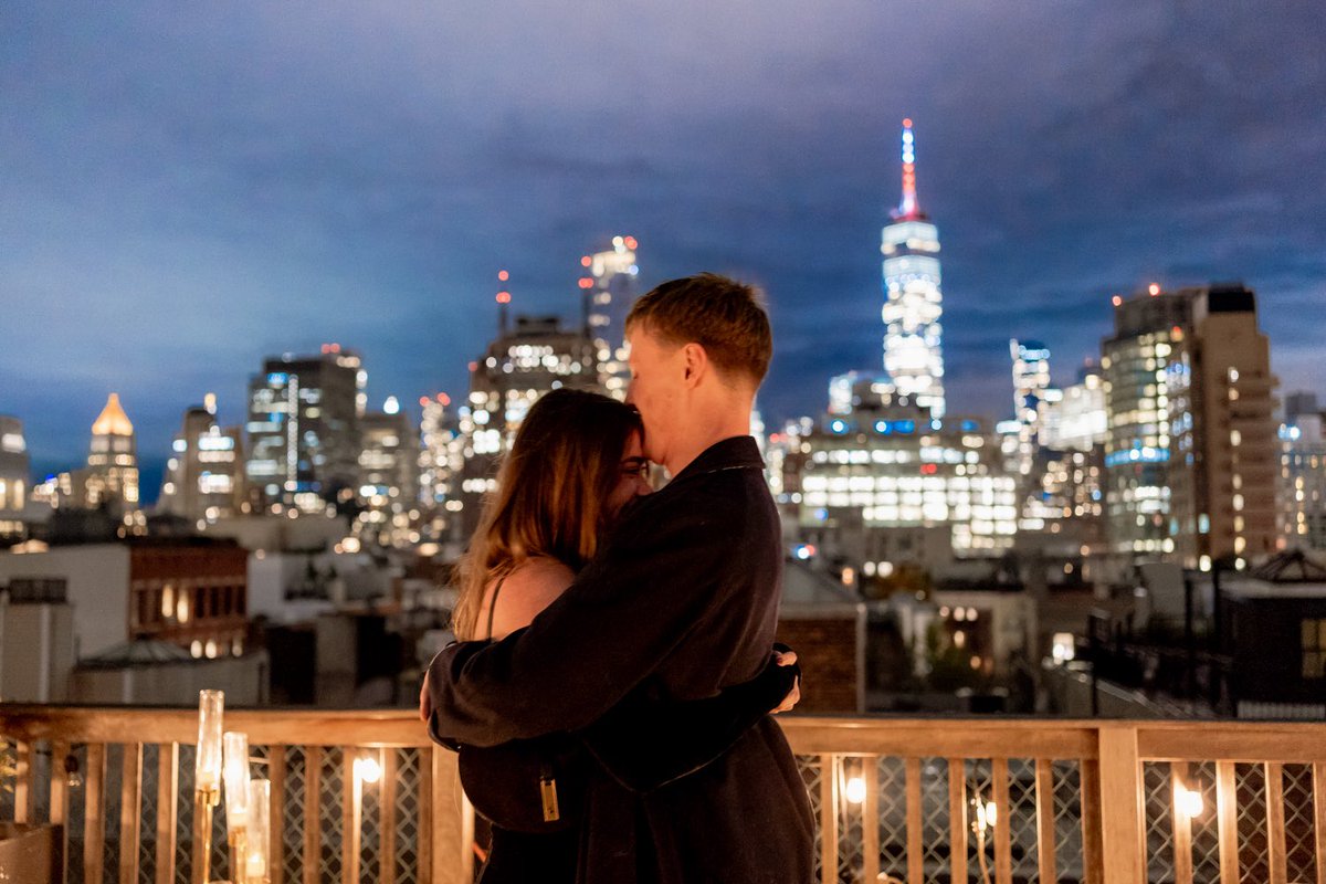 RoseRuland's tweet image. What the hell 💍