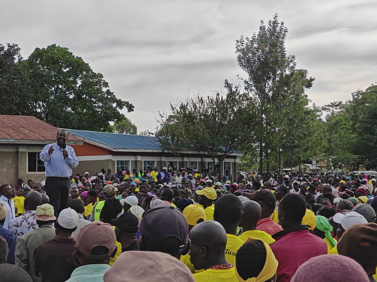 ahindapat_'s tweet image. Malava is on the verge of a defining transition, and only one leader has shown the discipline, clarity, and community-first commitment to guide that moment. DavidNdakwa is the SureBet for a stable, people-centred future where the legacy of Hon. Malulu is protected  #EyesOnMalava