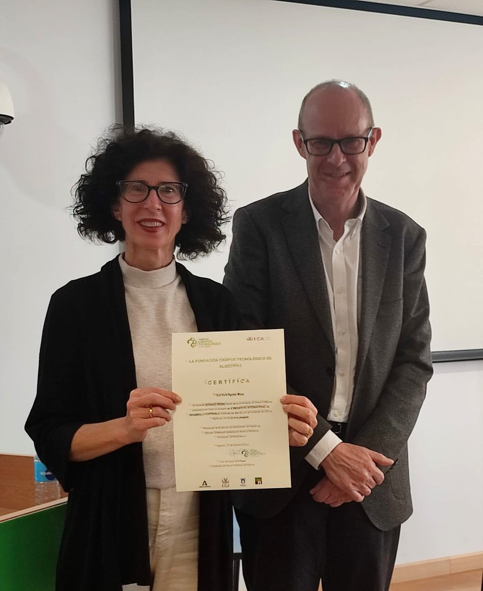 🏆 Premios X Encuentro #ODS 
Enith Patricia Carrión-Producción de H2 usando agua de formación petrolera para ciudades y comunidades sostenibles
Sara Aguilar-Prevención de la adicción en adolescentes del Campo de Gibraltar. Estrategias pedagógicas desde la Educación Emocional...