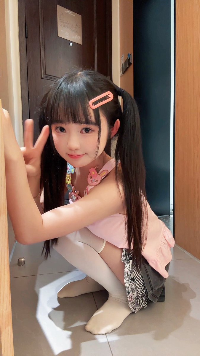meimei tweet media