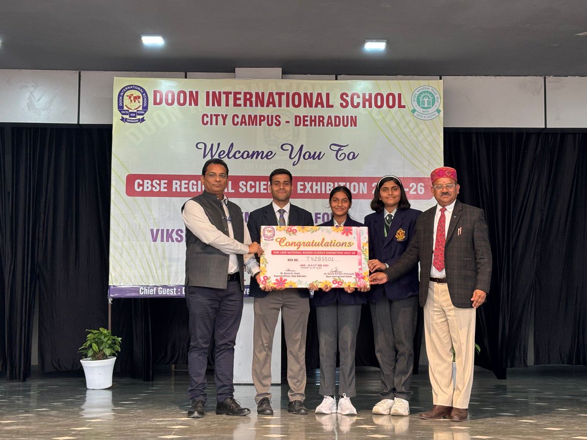 सीबीएसई राज्य स्तरीय विज्ञान प्रदर्शनी
 दून इंटरनेशनल स्कूल देहरादून में प्रथम स्थान 
अब लक्ष्य राष्ट्रीय स्तर 💫💫🎊🎉
बेटी तृप्ति को बहुत-बहुत बधाई 🎊🎉