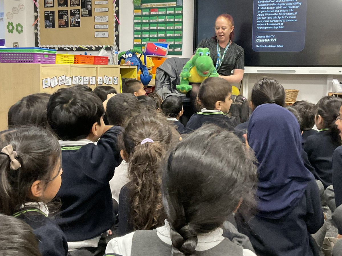We have enjoyed having <a href="/boltonnhsft/">Bolton NHS Foundation Trust</a> in to talk to our children about oral hygiene. The children were able to tell the puppets all about healthy eating and health teeth. #EarlyLearning  
<a href="/OliveTreeBolton/">Olive Tree Primary</a>
 
<a href="/twinkleyschools/">Twinkl EY in Schools</a>
 <a href="/Miss_M_Patel/">Manisha Patel</a>