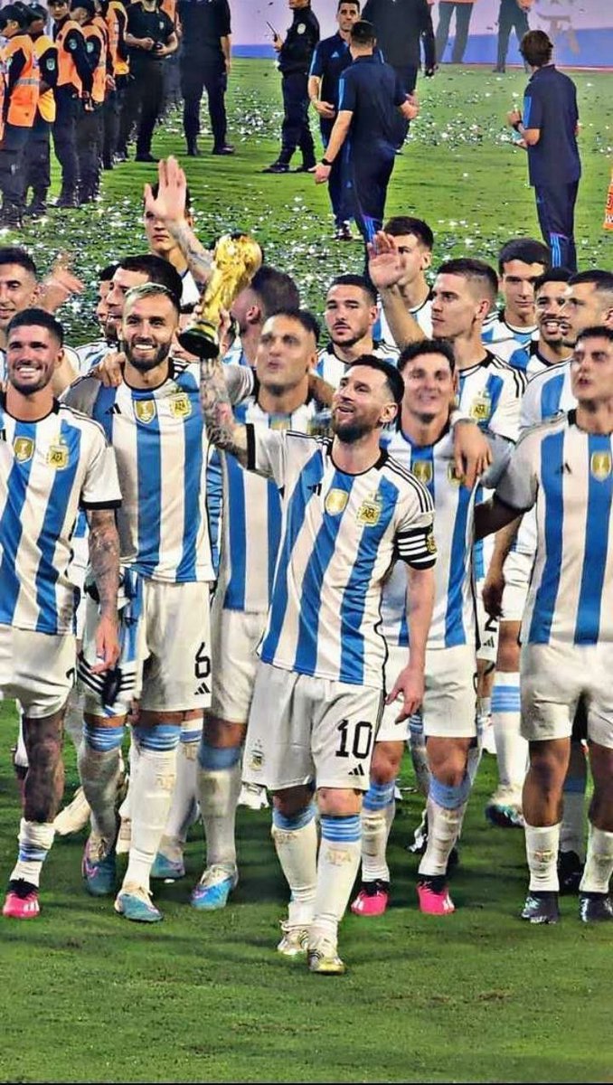 pfanopat's tweet image. Am I the only one who’s confident that Argentina will again win the World Cup next year?

#messi #argentina #WorldCup2026