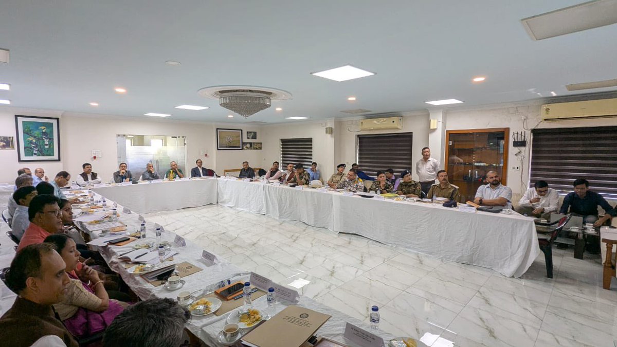 WCCBHQ's tweet image. An Inter Agency Coordination Meeting on #WildlifeCrimeControl was held at Kolkata today with active participation from various enforcement agencies including State Forest &amp;amp; Police depts,IB,ED,CBI,DRI,CISF, RPF,CFSL,BSF,SSB,Coast Guard,AAI, BCAS &amp;amp;GRP. @MoEFCC @ForestDeptWB