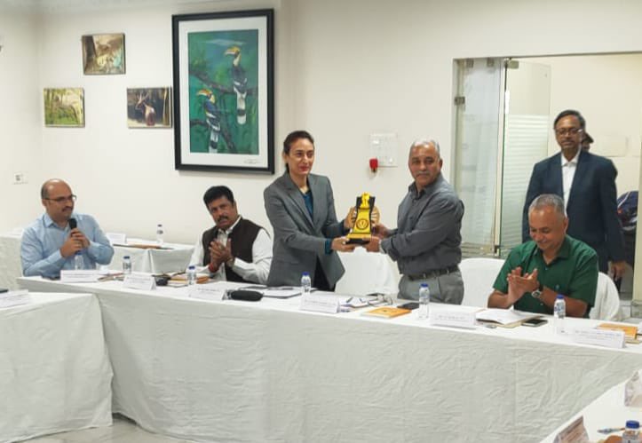 WCCBHQ's tweet image. An Inter Agency Coordination Meeting on #WildlifeCrimeControl was held at Kolkata today with active participation from various enforcement agencies including State Forest &amp;amp; Police depts,IB,ED,CBI,DRI,CISF, RPF,CFSL,BSF,SSB,Coast Guard,AAI, BCAS &amp;amp;GRP. @MoEFCC @ForestDeptWB