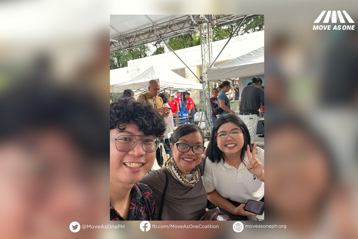 MoveAsOnePH's tweet image. Today marks the start of Quezon City’s National Bike Day activities! 🚴‍♀️💛

Move As One delivered a message of support, highlighting the crucial role LGUs play in building safer, more inclusive streets and championing active mobility.

Cheers to QC for taking the lead!