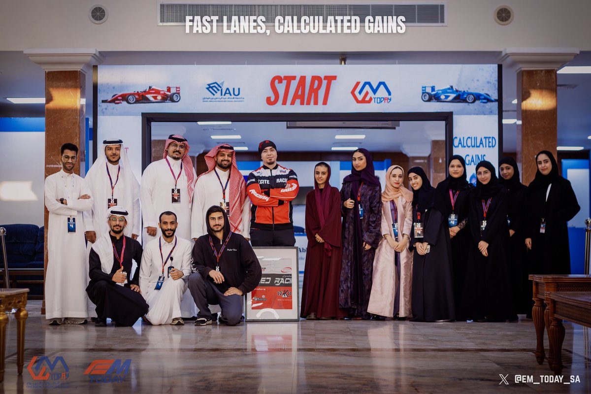 EMClubIAU's tweet photo. On behalf of the EM Club, we extend our sincere gratitude to
Dr. Thamer Aljunaid for his trust and continuous support,
and to everyone who worked tirelessly to make #EMToday2025 a success. 💙 https://t.co/J6P3FaQ8LF