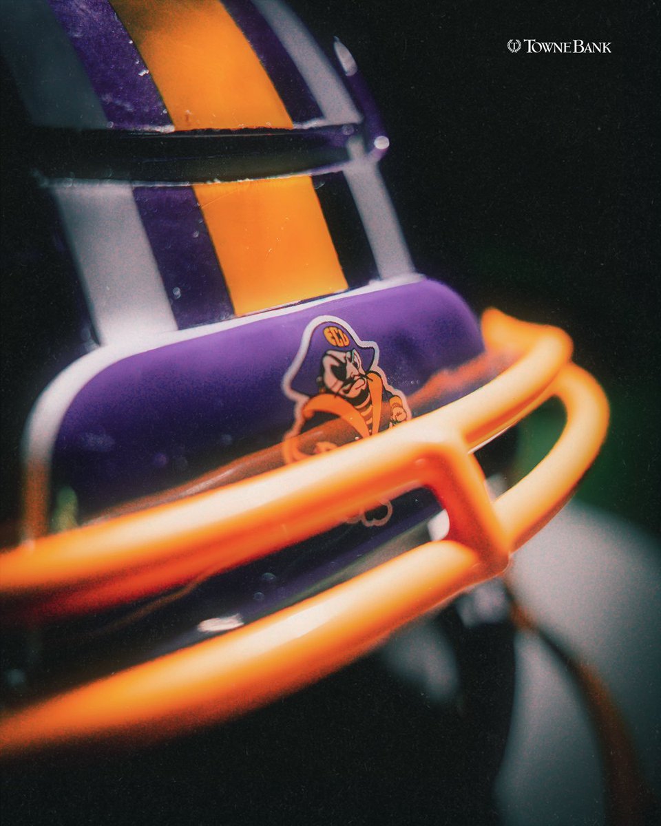 burn_the_boats_'s tweet image. ECU easily has the cleanest uniforms and the best helmets in the state. Consistently. 

Nobody else is even close!