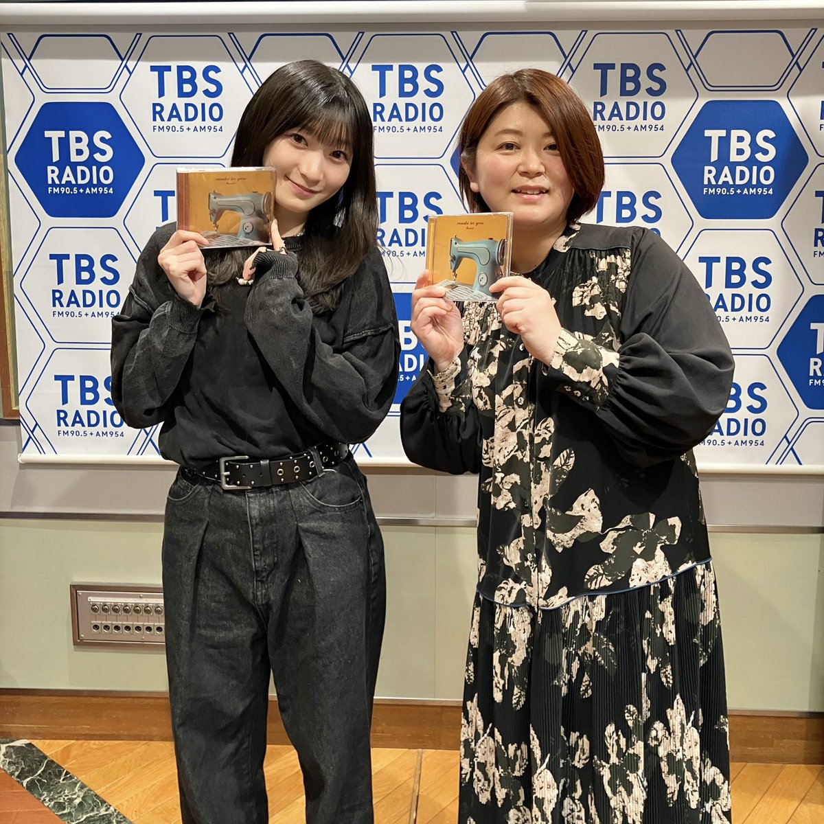 ✨11月23日（日）✨
TBSラジオ
【Music Palette♪】
〜朝の音楽室〜
【ナビゲーター】#宮本佳林 さん
【時間】AM4時〜AM5時

Kumi ゲスト出演させていただきます！！

tbsradio.jp/mp/

ぜひぜひ聴いていただきたいので‼️
また明日も👀✨
告知しちゃいます😆

#mパレット