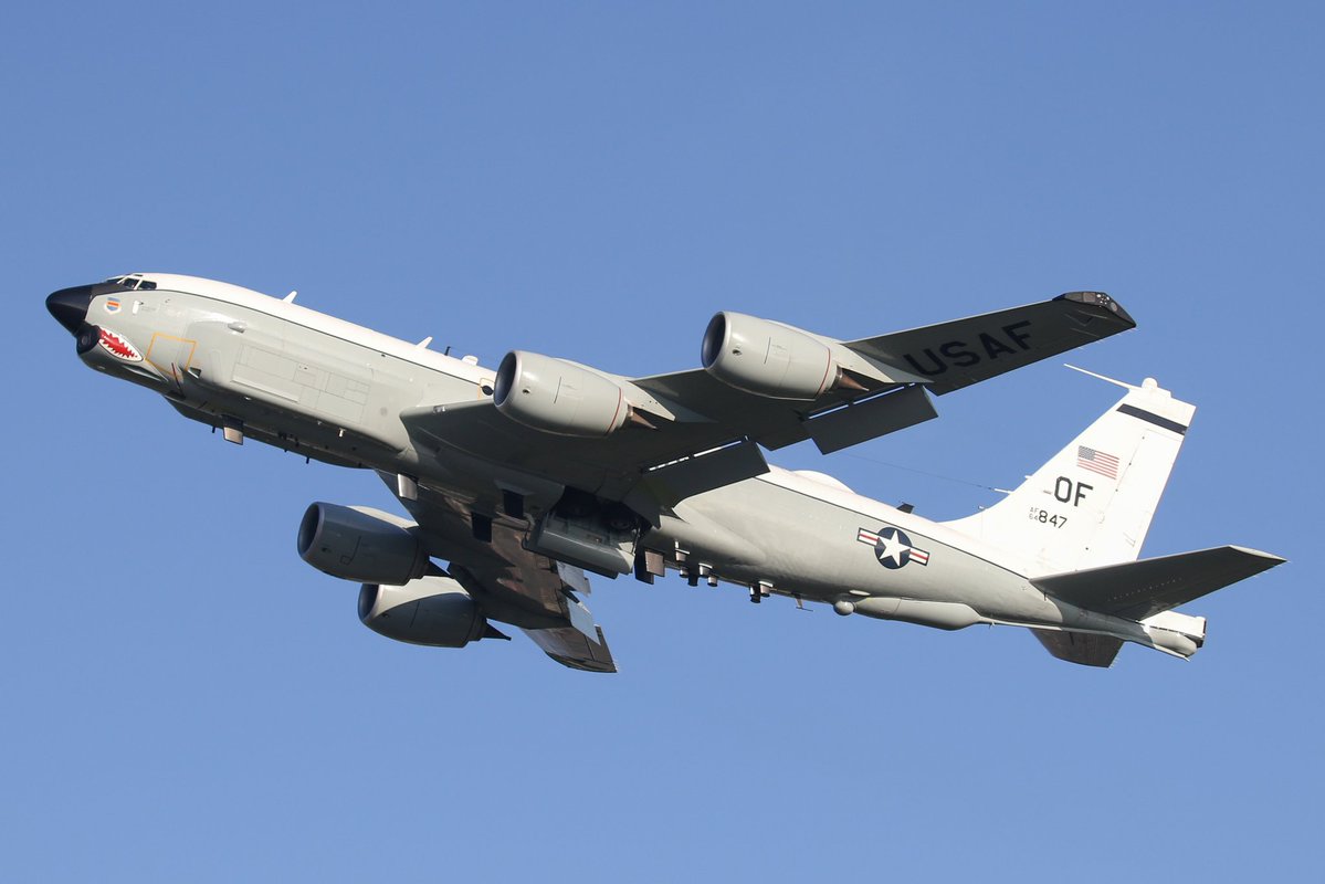 AVG_Kory's tweet image. JAKE37 RC-135U 64-14847 departing RAF Mildenhall midday today. 1st time catching one on departure. 
#aviation #avgeek
