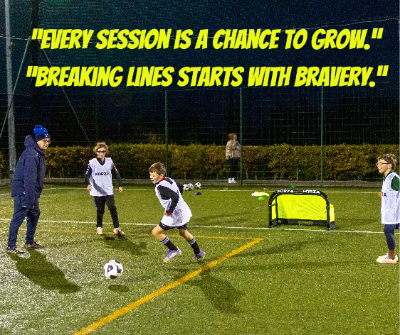 Evolvesoccerco1's tweet image. Every session is a chance to grow.
Breaking lines starts with bravery, scanning, and the courage to play forward.
Keep learning. Keep progressing.
Keep Evolve.

#CoachReflection #EvolveSoccerCoaching #ThinkTheGame