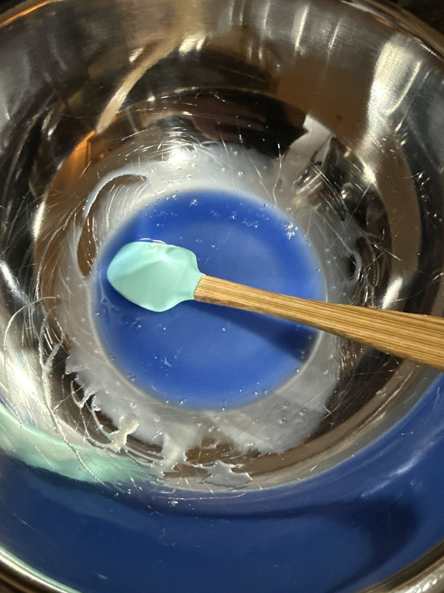 Test batches of AM and PM serums have received excellent feedback.

Moving to production this weekend. Shipment will begin next week. We will be live for a Black Friday relaunch.

V3 absolutely dunks on V1 performance.

We’re hearing about skin improvements in just a few days 👀