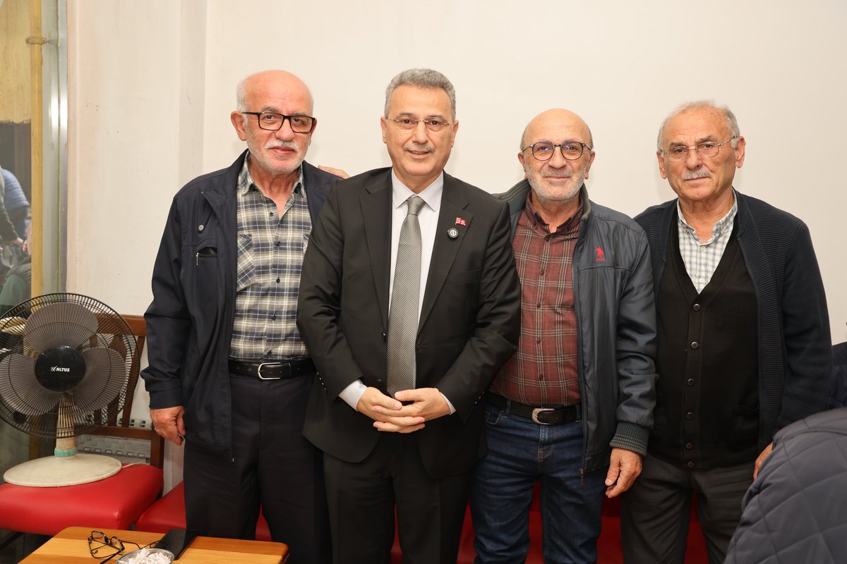 Saathane ve Mecidiye esnafımızı ziyaret ederek hem selam verdik hem de taleplerini dinledik. ✨ İlçemizin ticari hayatına emek veren tüm esnaflarımızın her zaman yanındayız.

#HerAnındaHepYanında #İlkadım